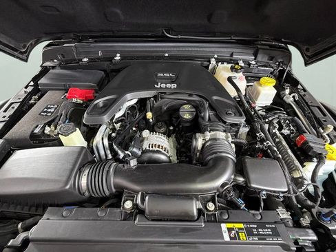 Used 2020 Jeep Gladiator Rubicon AWD/4WD image 36