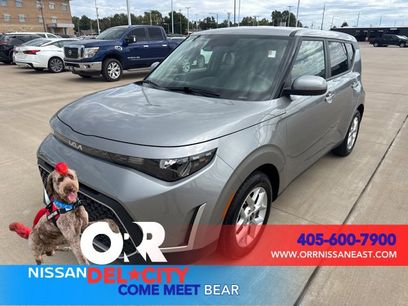Used 2024 Kia Soul LX w/ Option Group 015