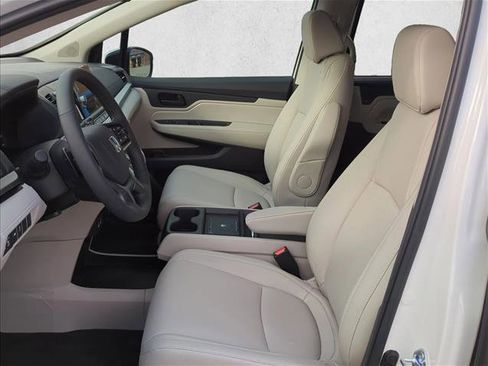 Used 2026 Honda Odyssey EX-L image 16