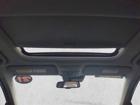 Used 2021 Honda CR-V Touring image 22