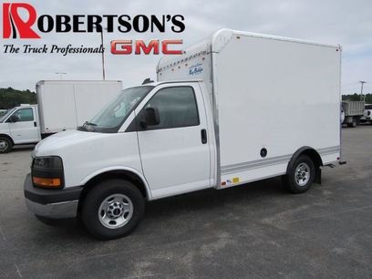 New 2025 GMC Savana 3500 w/ Power Convenience Package