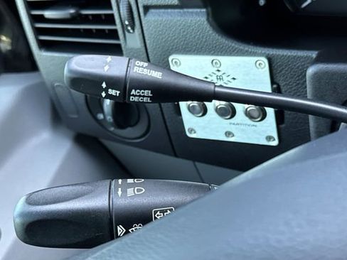 Used 2016 Mercedes-Benz Sprinter 3500 image 34