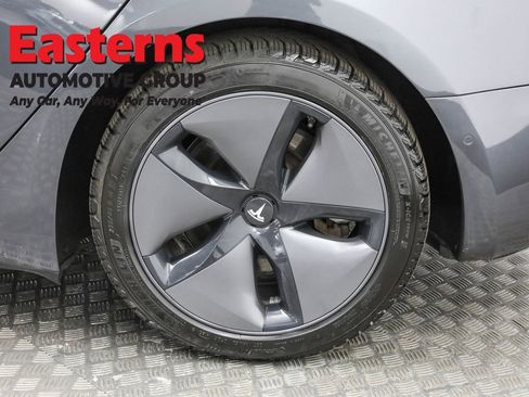 Used 2018 Tesla Model 3 Long Range image 29