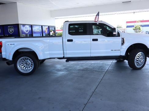 Used 2020 Ford F350 XL w/ STX Appearance Package AWD/4WD image 4