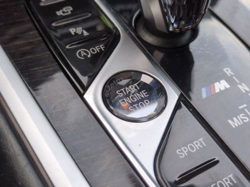 Used 2019 BMW M850i xDrive Coupe image 19