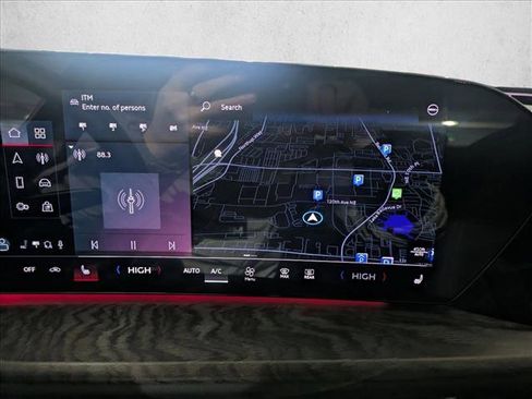 Used 2025 Audi Q5 Premium Plus w/ Premium Plus image 18