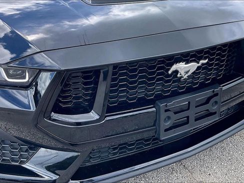 Used 2024 Ford Mustang GT Premium RWD image 31