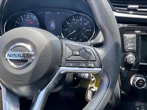 Used 2022 Nissan Rogue Sport S FWD image 22