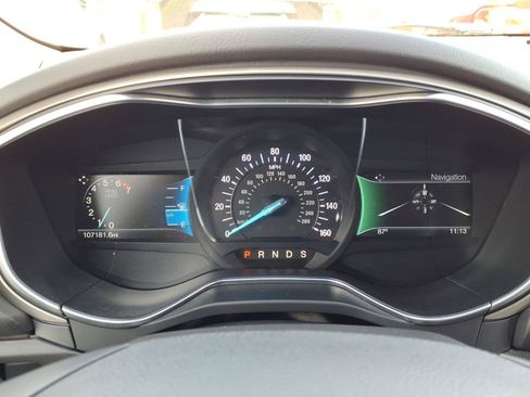 Used 2015 Ford Fusion SE w/ Equipment Group 202A FWD image 19