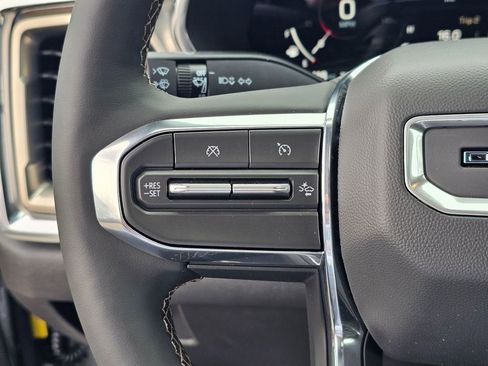 New 2026 GMC Canyon Denali w/ LPO, Black Badging Package image 28