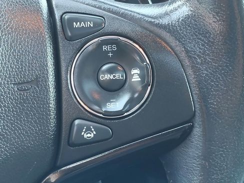 Used 2019 Honda HR-V Touring image 23