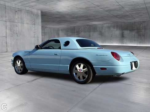 Used 2003 Ford Thunderbird Deluxe image 4