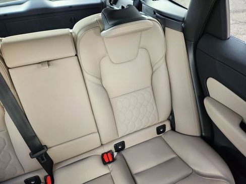 New 2026 Volvo XC60 B5 Plus w/ Protection Package Premier image 15