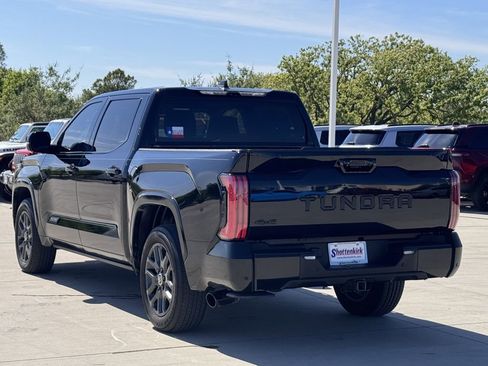 Used 2024 Toyota Tundra Platinum AWD/4WD image 4