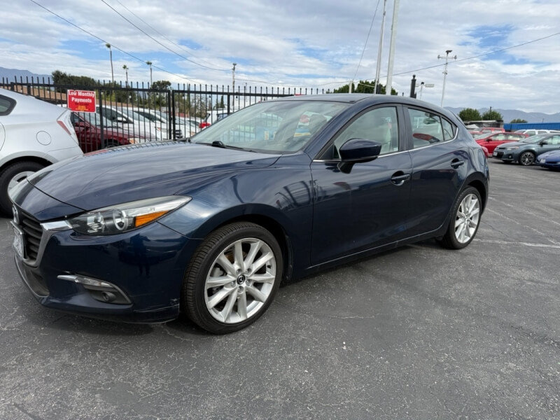 Used 2017 MAZDA MAZDA3 Grand Touring FWD image 1