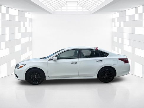 Used 2018 Nissan Altima 2.5 SV FWD image 4