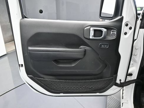 Used 2022 Jeep Wrangler Unlimited Sport AWD/4WD image 12