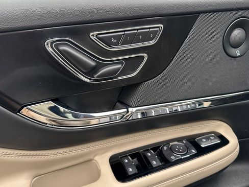 Certified 2025 Lincoln Corsair Grand Touring w/ Equipment Group 302A image 11