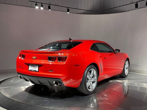 Used 2010 Chevrolet Camaro SS w/ RS Package image 4