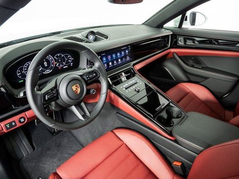 New 2026 Porsche Panamera 4 AWD/4WD image 4