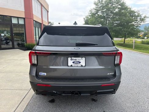 New 2026 Ford Explorer ST-Line w/ ST-Line Street Pack AWD/4WD image 6