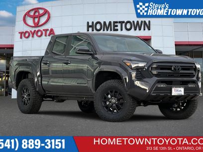 New 2025 Toyota Tacoma SR5