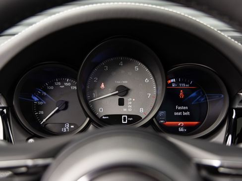 New 2026 Porsche Macan S AWD/4WD image 13