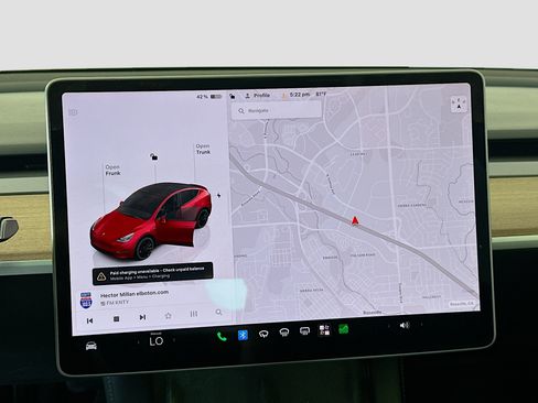 Used 2023 Tesla Model Y Performance AWD/4WD image 21
