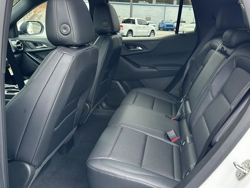 New 2026 Chevrolet Equinox LT w/ Convenience Package II image 9