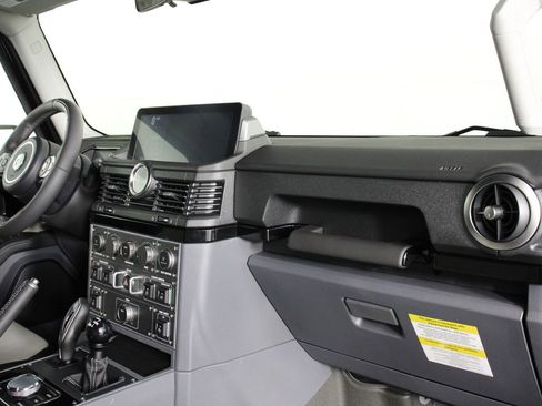 Used 2025 INEOS Grenadier AWD/4WD image 23