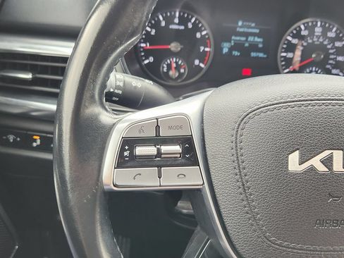 Certified 2022 Kia Telluride LX FWD image 26
