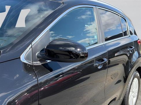 Used 2017 Kia Sportage LX w/ LX Popular Package image 6