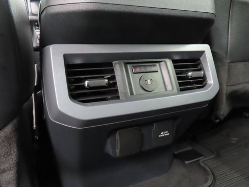 Used 2024 Ford F350 Lariat w/ Black Appearance Package image 11