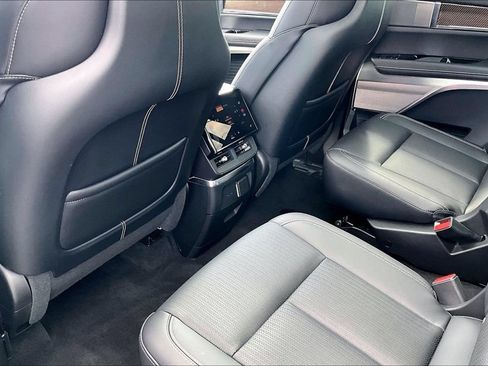 Certified 2026 Cadillac Vistiq Sport w/ LPO, Floor Liner Package AWD/4WD image 10