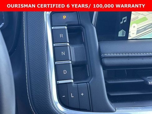 Certified 2024 Chevrolet Suburban Premier w/ Premium Package image 26