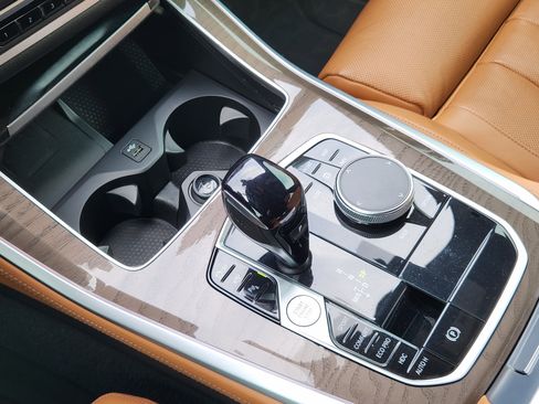 Used 2022 BMW X5 xDrive40i w/ Luxury Seating Package image 23