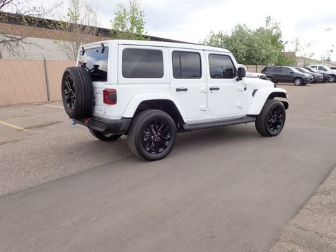 Used 2023 Jeep Wrangler Sahara image 4