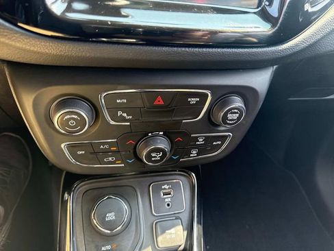 Used 2020 Jeep Compass Limited w/ Safety & Security Group image 24