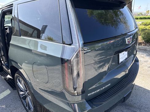 Certified 2025 Cadillac Escalade Sport w/ Touring Package image 11