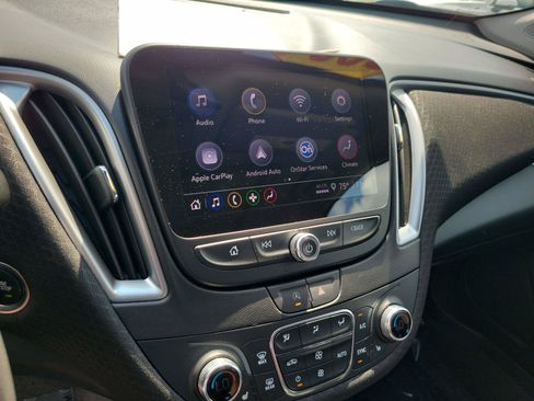 Used 2024 Chevrolet Malibu LT FWD image 32