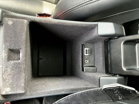 Used 2015 Volvo S60 T5 Platinum image 31