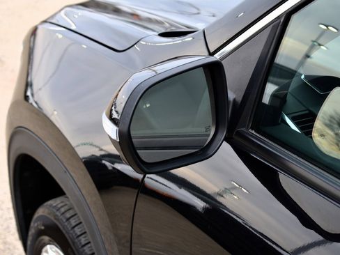 Used 2024 GMC Acadia Elevation image 13