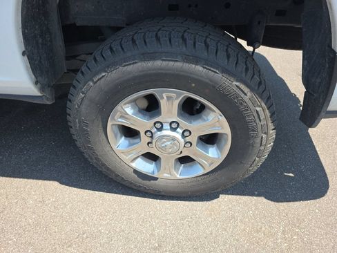Used 2024 RAM 2500 Big Horn AWD/4WD image 8