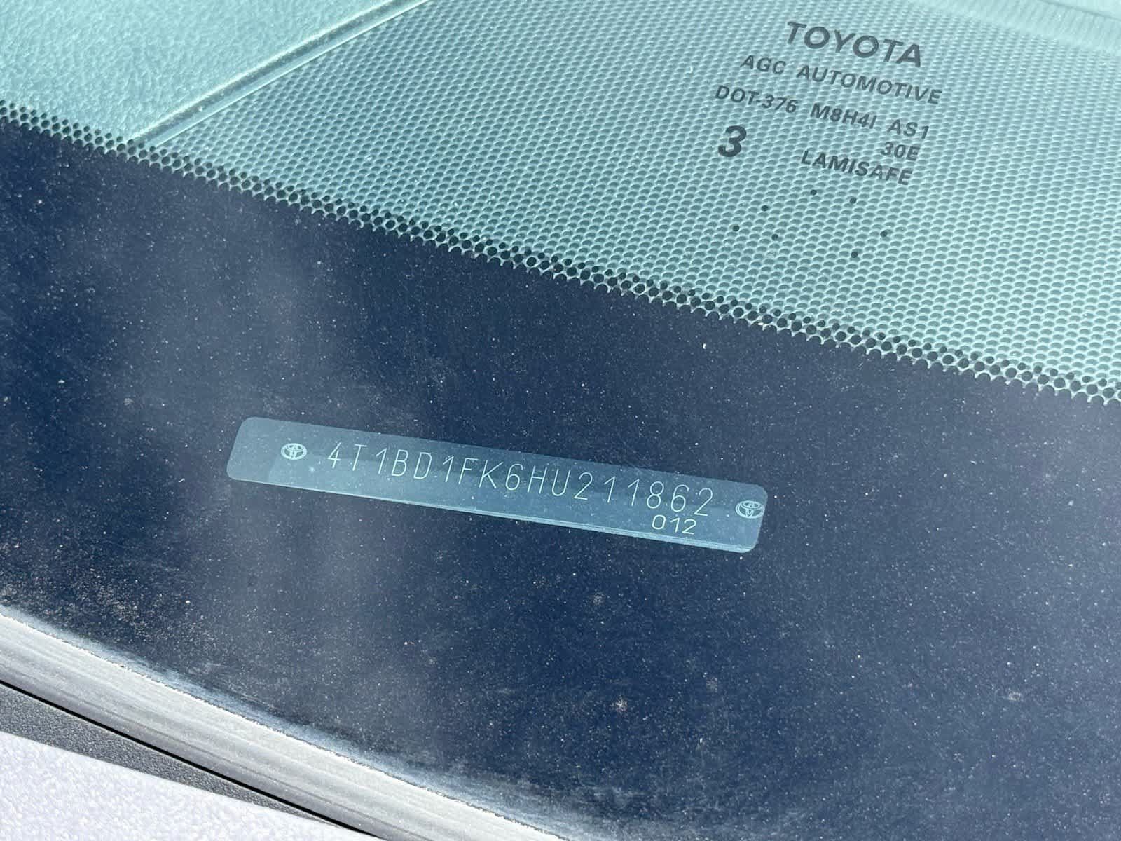 Used 2017 Toyota Camry XLE FWD image 24
