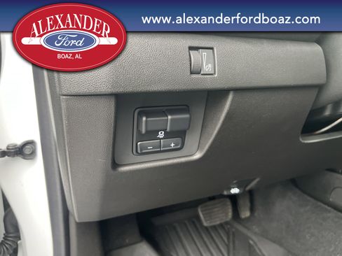 Used 2023 Chevrolet Colorado Trail Boss w/ Technology Package image 22