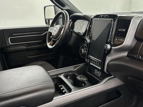 Used 2024 RAM 2500 Big Horn w/ Night Edition image 41