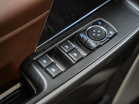 Used 2023 Ford F150 Lariat w/ Equipment Group 502A High image 49