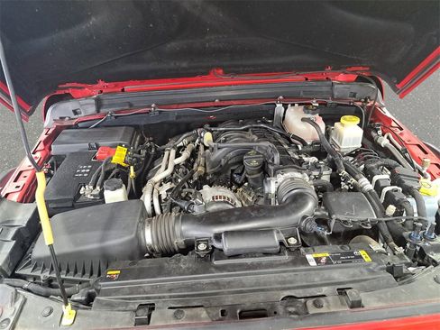 Certified 2022 Jeep Gladiator Mojave w/ Cold Weather Group image 28