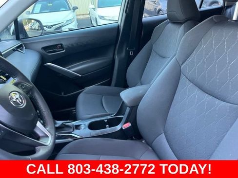 Used 2024 Toyota Corolla Cross LE FWD image 8