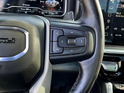 Used 2022 GMC Sierra 1500 Denali w/ Technology Package image 18